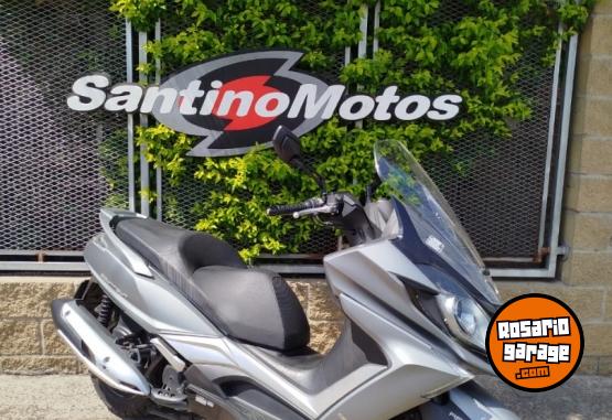 Motos - Kymco DOWN TOWN 350 2022 Nafta 8115Km - En Venta