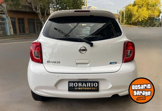 Autos - Nissan March 2015 Nafta 120000Km - En Venta