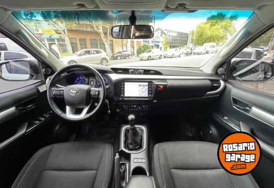 Camionetas - Toyota Hilux SRV 2020 Diesel  - En Venta