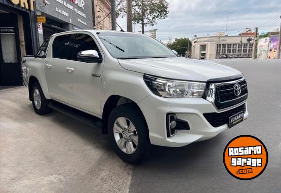 Camionetas - Toyota Hilux SRV 2020 Diesel - En Venta
