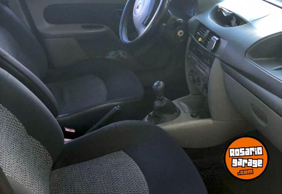 Autos - Renault Symbol pack 1.6 2010 GNC 230000Km - En Venta