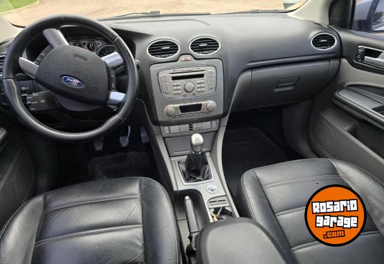 Autos - Ford Ghia 2.0 2012 Nafta 160000Km - En Venta