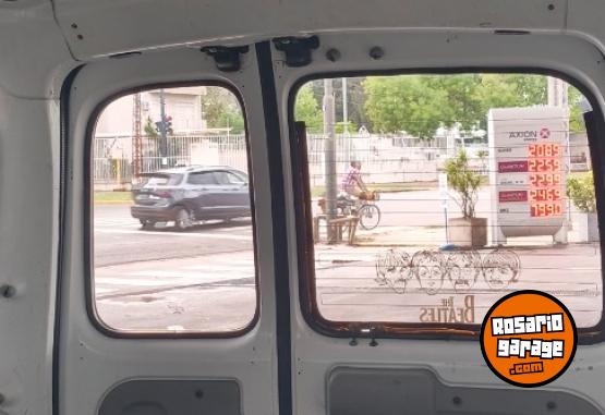 Utilitarios - Renault Kangoo 2007 Diesel 225000Km - En Venta