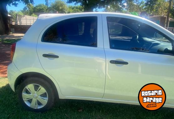 Autos - Nissan March pure advance 2017 Nafta 105000Km - En Venta