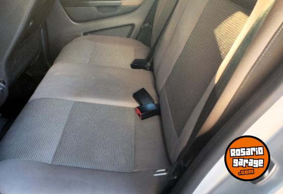 Autos - Volkswagen Suran no palio gol corsa 2011 GNC 189000Km - En Venta
