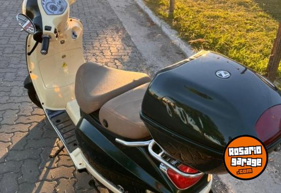 Motos - Zanella Styler 2017 Nafta 24372Km - En Venta