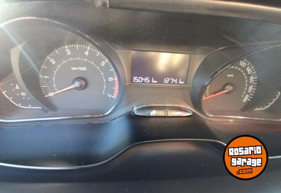 Autos - Peugeot 208 2019 Nafta 150000Km - En Venta