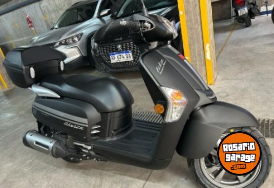 Motos - Kymco Like 125 2025 Nafta 2500Km - En Venta