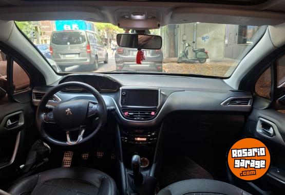 Autos - Peugeot 208 feline 2014 Nafta 92003Km - En Venta
