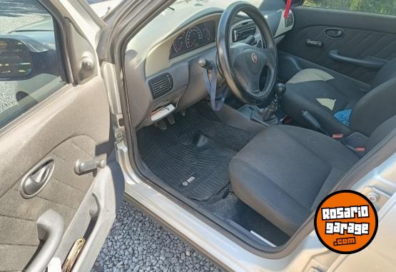 Autos - Fiat Siena 2011 Nafta 165000Km - En Venta