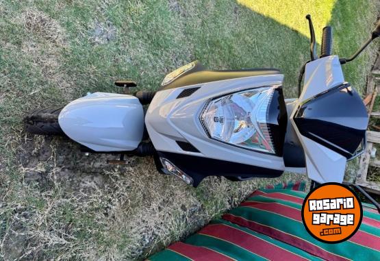 Motos - Kymco Agility 125 2025 Nafta 3600Km - En Venta