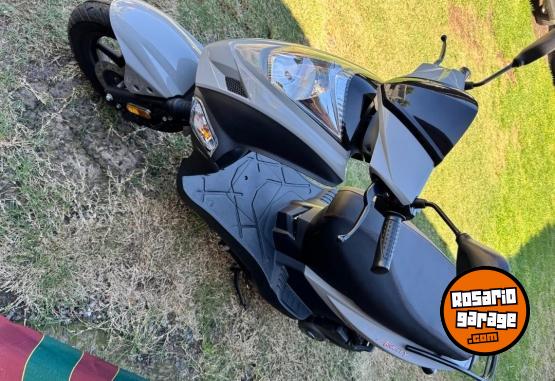 Motos - Kymco Agility 125 2025 Nafta 3600Km - En Venta