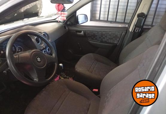 Autos - Suzuki Fun 2010 Nafta 92800Km - En Venta