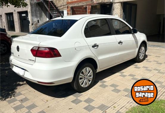Autos - Volkswagen Voyage 2017 Nafta 120000Km - En Venta