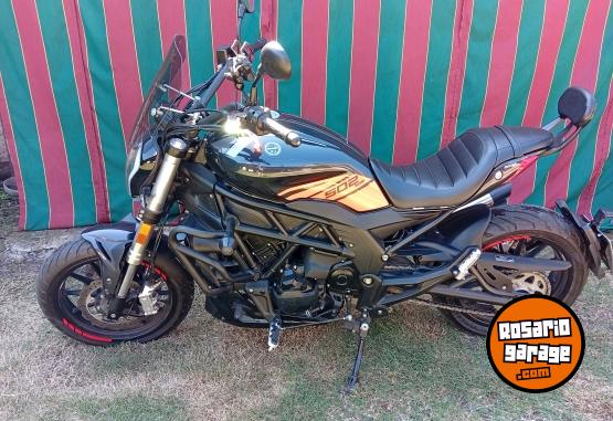 Motos - Benelli 502c 2021 Nafta 18000Km - En Venta
