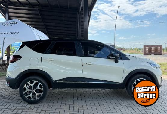 Autos - Renault Captur 2019 Nafta 77000Km - En Venta