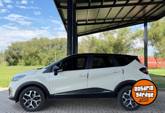 Autos - Renault Captur 2019 Nafta 77000Km - En Venta