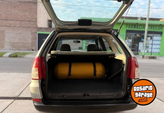 Autos - Fiat Palio Weekend ELX 1.8 2006 GNC 250000Km - En Venta