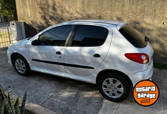 Autos - Peugeot 207 Compact 2013 Nafta 91000Km - En Venta