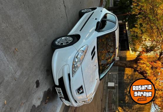 Autos - Peugeot 207 Compact 2013 Nafta 91000Km - En Venta