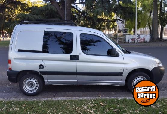 Utilitarios - Peugeot Partner mixto 2017 Diesel 116000Km - En Venta