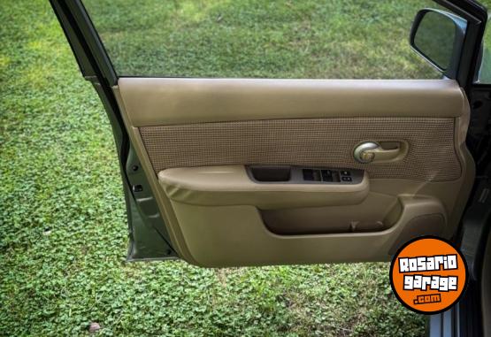 Autos - Nissan TIIDA / SENTRA MARCH BORA 2011 Nafta 136000Km - En Venta