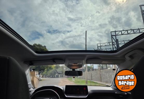 Autos - Peugeot 208 2023 Nafta 47000Km - En Venta