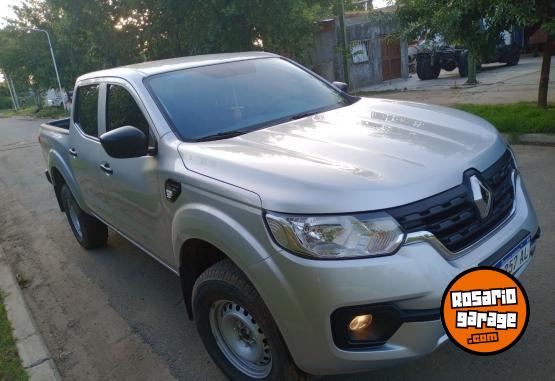 Camionetas - Renault Alaskan confort 4 x 4 2023 Diesel 35000Km - En Venta