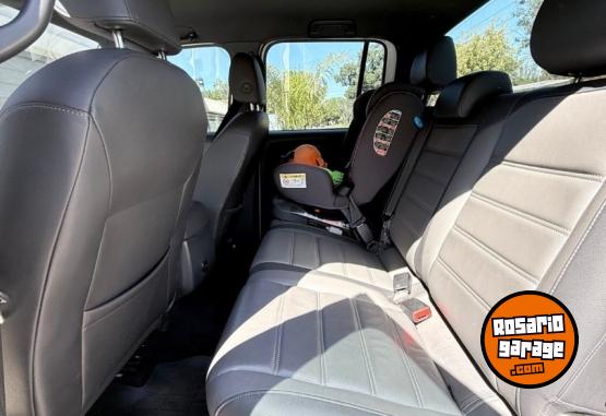 Camionetas - Volkswagen Amarok V6 Highline 2021 Diesel 106000Km - En Venta
