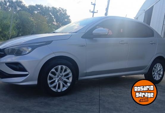 Autos - Fiat Cronos conectividad 2020 Nafta 87000Km - En Venta