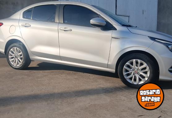 Autos - Fiat Cronos conectividad 2020 Nafta 87000Km - En Venta