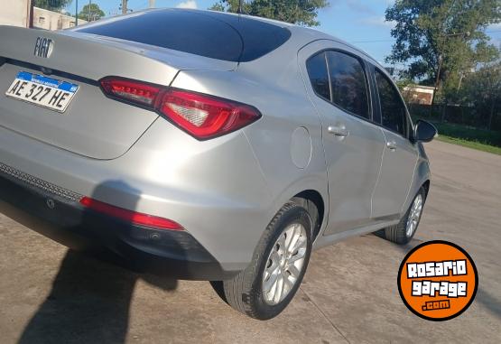 Autos - Fiat Cronos conectividad 2020 Nafta 87000Km - En Venta
