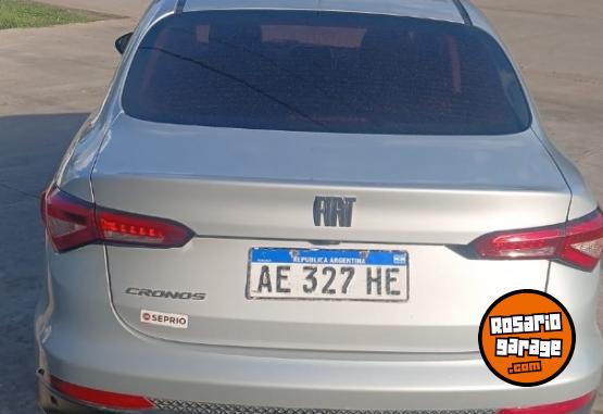 Autos - Fiat Cronos conectividad 2020 Nafta 87000Km - En Venta