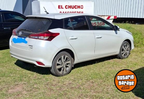 Autos - Toyota Yaris XLS PACK CVT 2021 Nafta 64500Km - En Venta