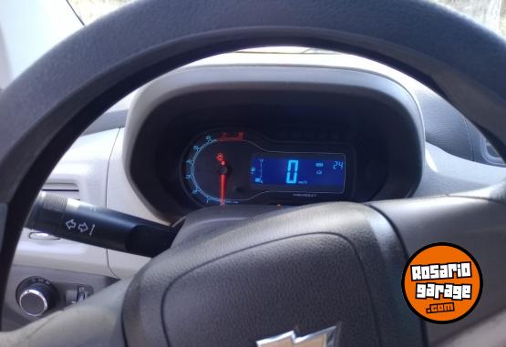 Autos - Chevrolet Spin 2013 GNC 240000Km - En Venta