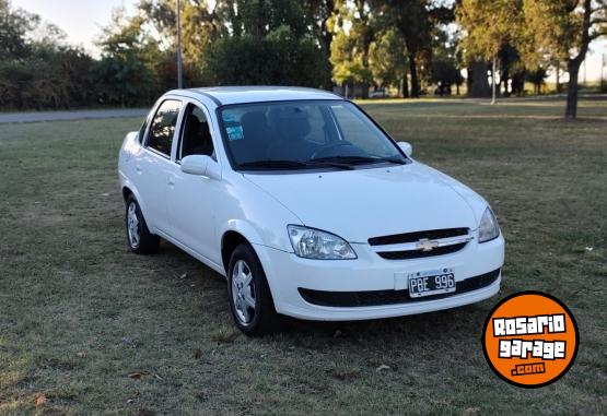 Autos - Chevrolet Corsa Classic 2015 Nafta 121000Km - En Venta