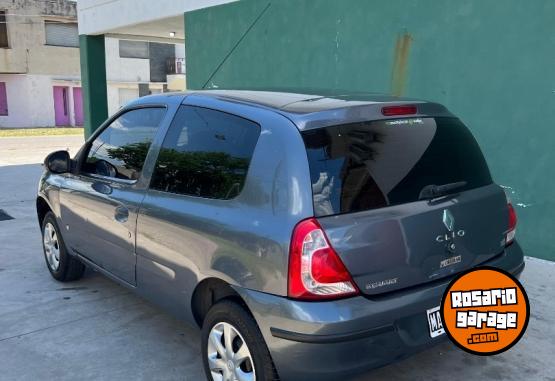 Autos - Renault Clio mio 1.2 aire y direc 2013 Nafta 140000Km - En Venta