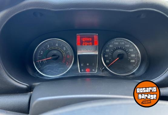 Autos - Renault Clio mio 1.2 aire y direc 2013 Nafta 140000Km - En Venta