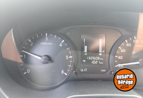 Camionetas - Nissan SE 2018 Diesel 130000Km - En Venta