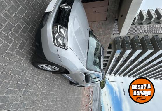 Camionetas - Renault Duster 2019 GNC 112000Km - En Venta
