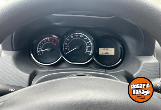 Camionetas - Renault Duster 2019 GNC 112000Km - En Venta