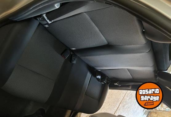 Camionetas - Renault Duster 2019 GNC 112000Km - En Venta