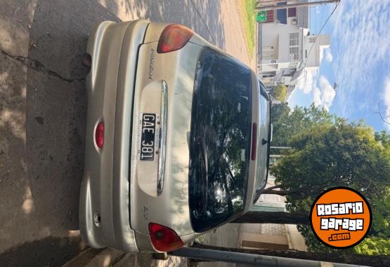 Autos - Peugeot 206 2007 Nafta 133000Km - En Venta