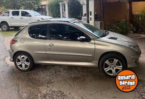 Autos - Peugeot 206 2007 Nafta 133000Km - En Venta