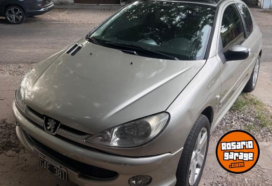 Autos - Peugeot 206 2007 Nafta 133000Km - En Venta