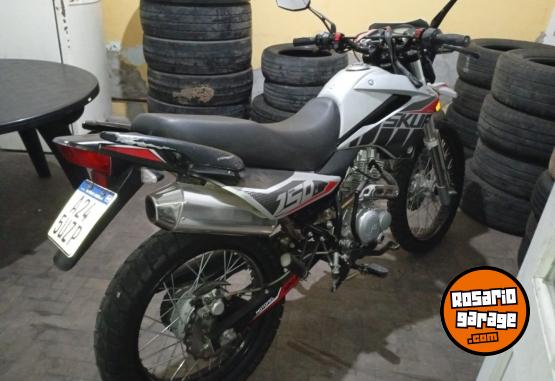 Motos - Motomel Skua 150 efit 2025 Nafta 6250Km - En Venta