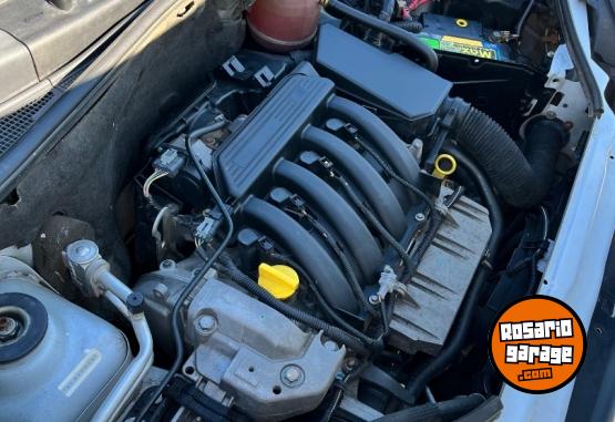 Utilitarios - Renault Kangoo 2015 Nafta 165000Km - En Venta