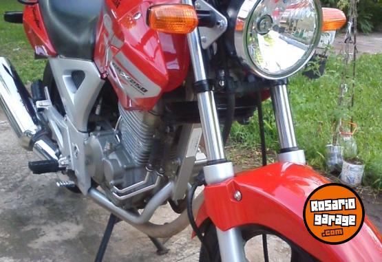 Motos - Honda TWISTER 2013 Nafta 10000Km - En Venta