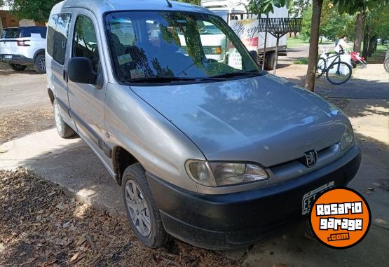 Utilitarios - Peugeot Parnet 2003 Diesel 111111Km - En Venta