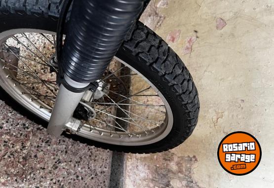 Motos - Honda Tornado 2008 Nafta 14000Km - En Venta